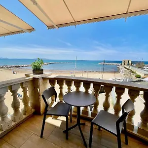 Apartment Sea View