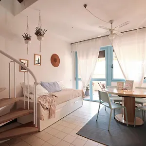 Apartment Coast House 1