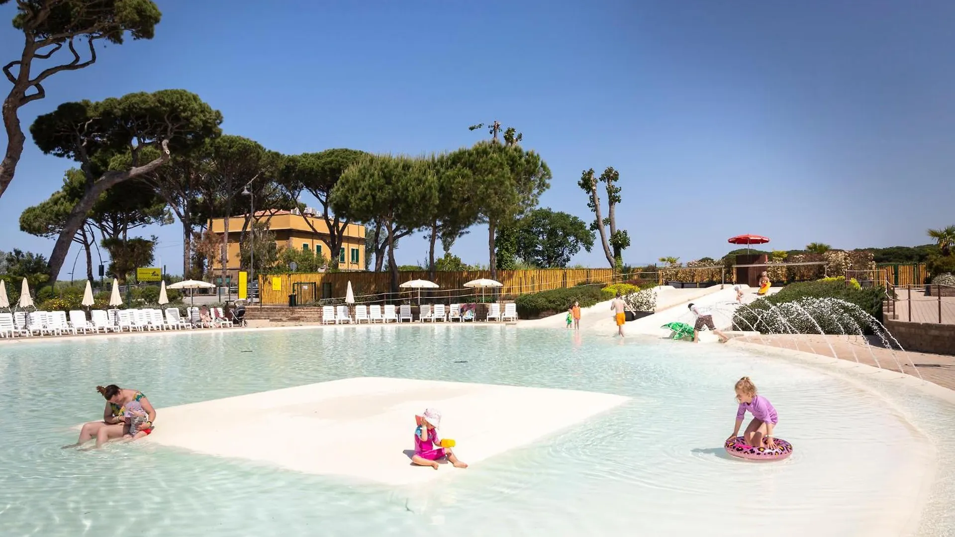 *** Üdülőpark Park Albatros Village San Vincenzo Olaszország